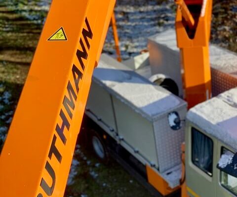 Podnośnik koszowy Komorniki - model Ruthmann